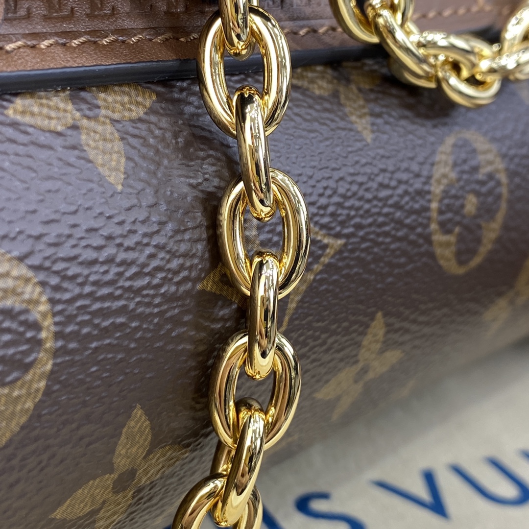 Louis Vuitton PAPILLON TRUNK Handbag Monogram M57835